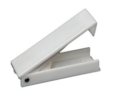 BAGGAGE DOOR CATCH-WHITE-SQUAR